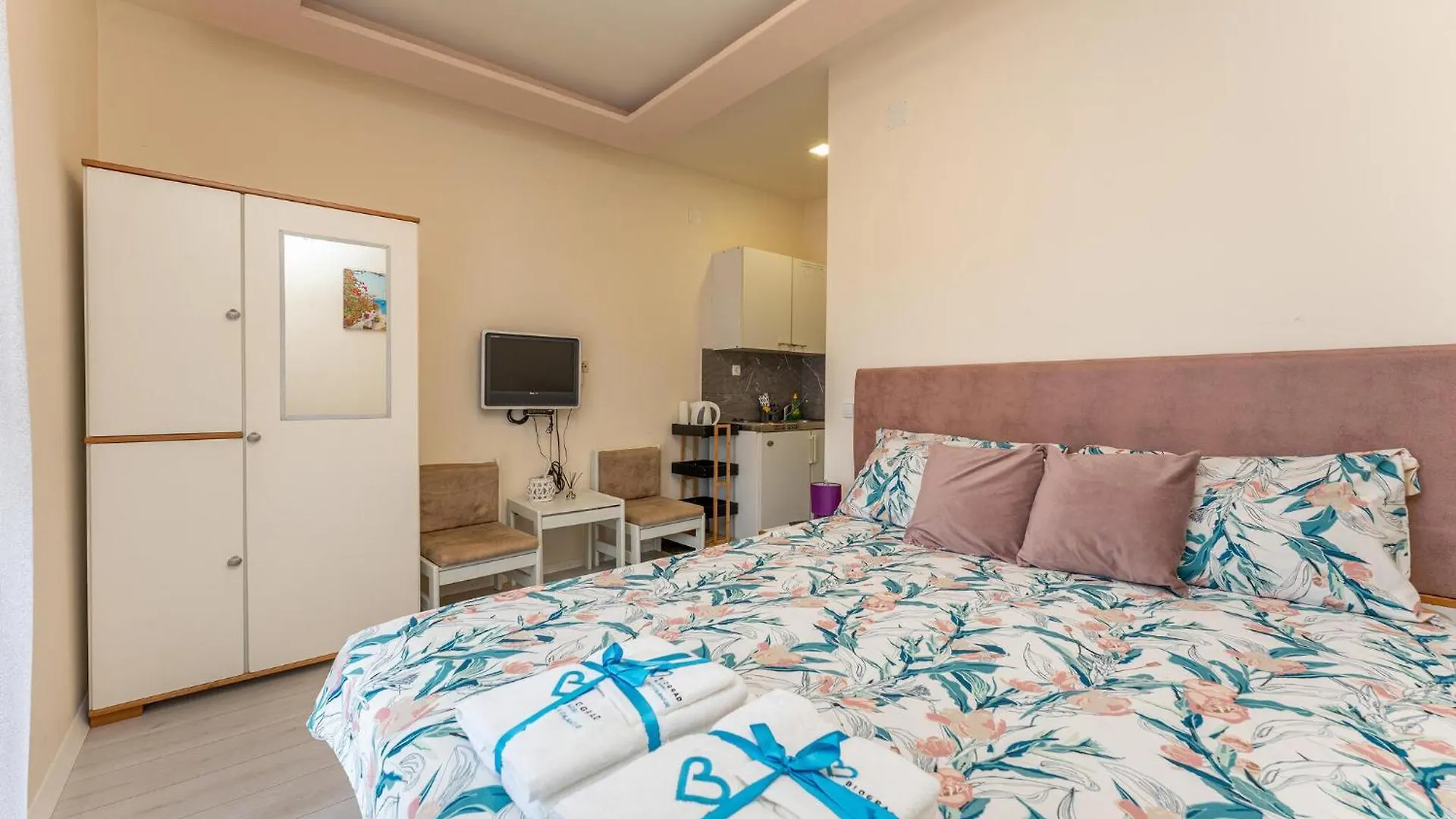Lovely Apartment In Biograd Na Moru With Wifi
